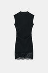 ROBE EN DENTELLE SCULPTANTE